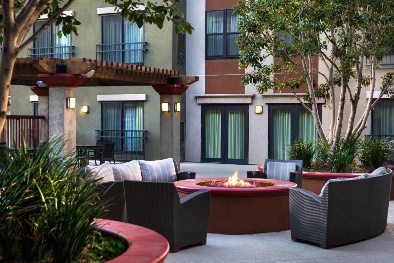 Residence Inn Los Angeles Burbank/Downtown Zewnętrze zdjęcie